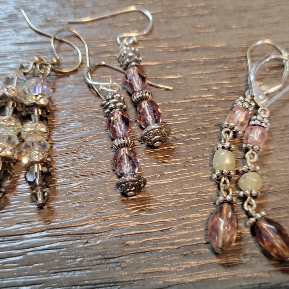 Vintage to Now Earrings Lot in Black Velvet Box 19 Pairs Costume Jewelry Bundle - Picture 5 of 15